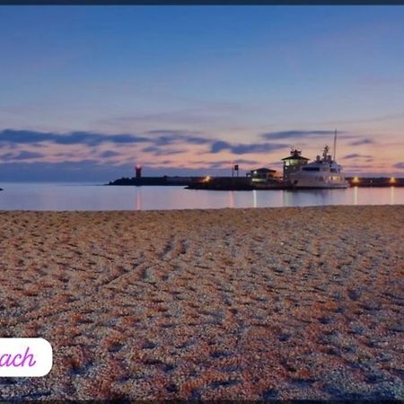 Готель La Regina Лідо-ді-Остія Екстер'єр фото